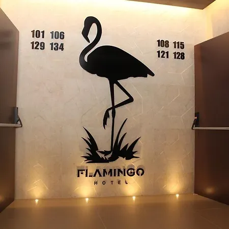 Checkin Flamingo 3* レスタルティット