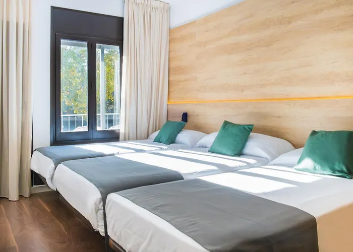 Hotel Checkin Flamingo 3*