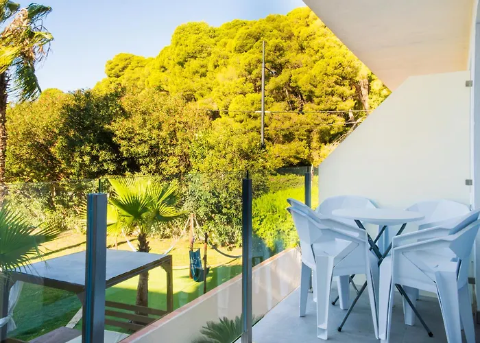 Hotel Checkin Flamingo