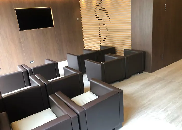 Hotel Checkin Flamingo 3*